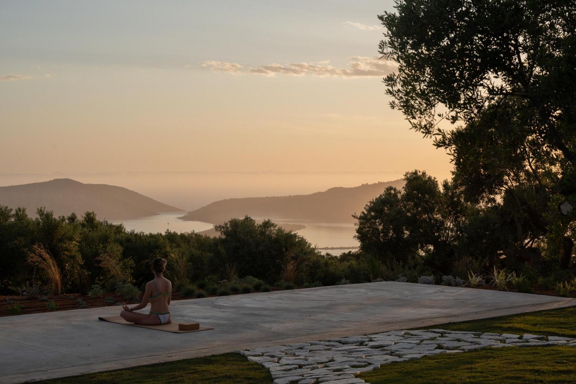 Messinian Nest Villa Gialova Exterior photo